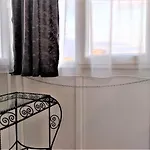 アパート Apartament Bella ブカレスト